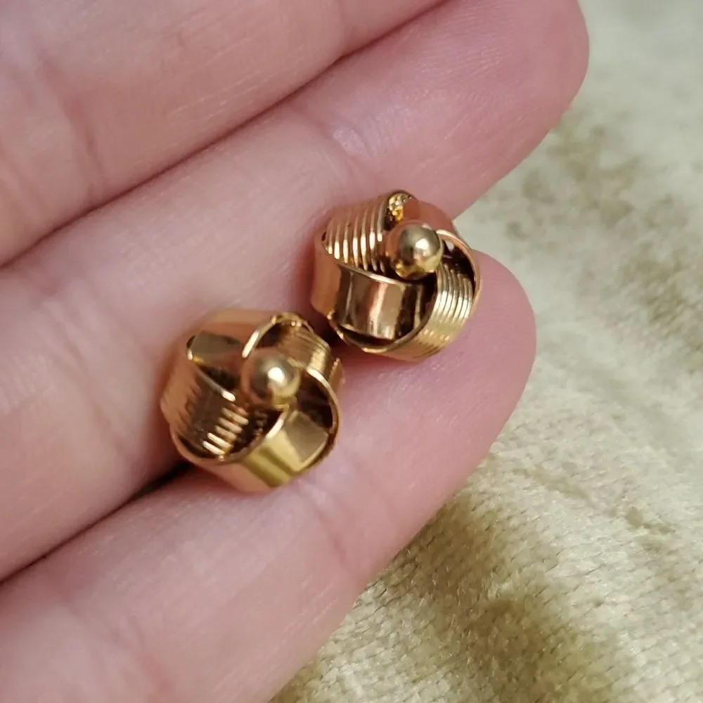 Pierre Cardin | Gold Tone Knot Cufflinks
